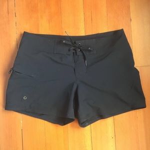 Athleta Clearwater Black Board Shorts